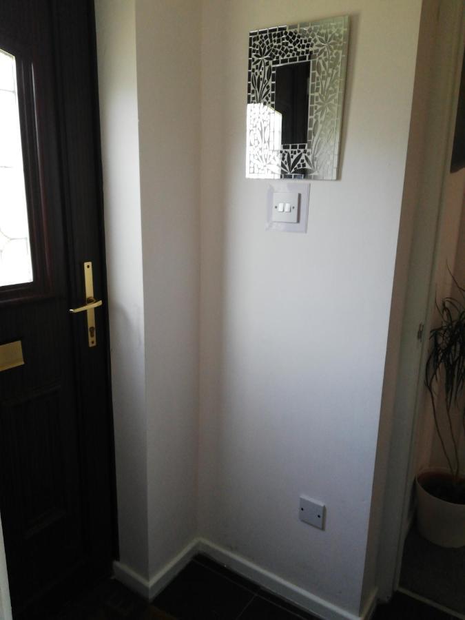ホテル Little Cosy Cwtsh Pontyclun エクステリア 写真